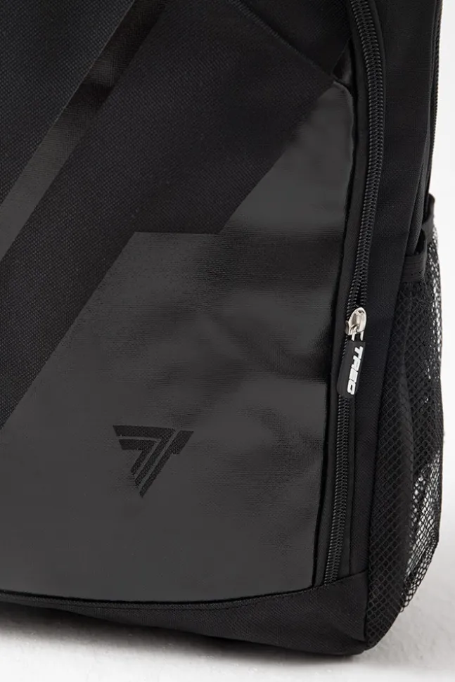 Trec Wear Czarny plecak GYM & STREET BACKPACK 007 BLACK