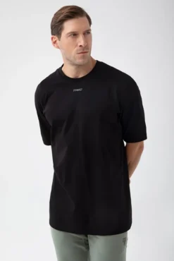Trec Wear NOWOŚĆ Czarny T-shirt męski TW BASIC TSHIRT OVERSIZE 181 M BLACK